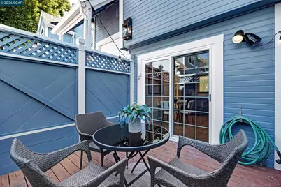 332 Marina Village Way, Benicia, CA 94510 - Photo 30