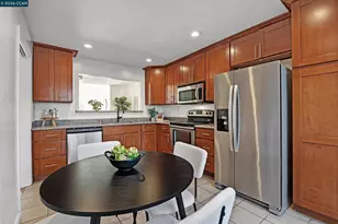 332 Marina Village Way, Benicia, CA 94510 - Photo 8