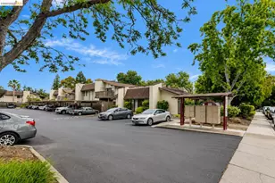 51 Massolo Dr, Pleasant Hill, CA 94523 - Photo 16