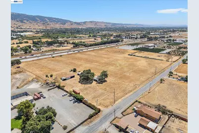 13690 Murphy Ave #E, San Martin, CA 95046 - Photo 40