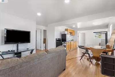 13690 Murphy Ave #E, San Martin, CA 95046 - Photo 28