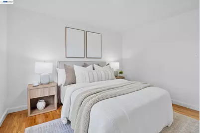 2722 Vicente St, San Francisco, CA 94116 - Photo 10