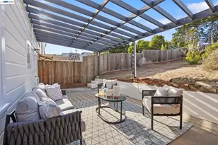 2722 Vicente St, San Francisco, CA 94116 - Photo 2