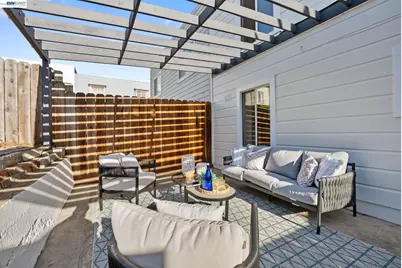 2722 Vicente St, San Francisco, CA 94116 - Photo 32