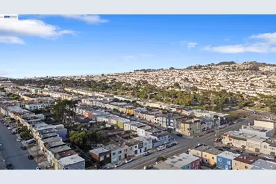 2722 Vicente St, San Francisco, CA 94116 - Photo 46