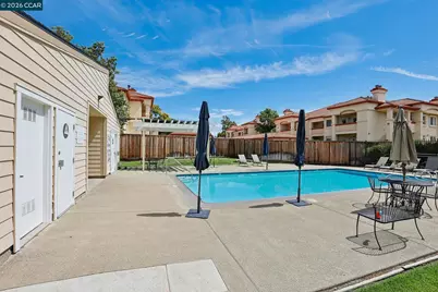 6560 Pioneer Ln #32, Dublin, CA 94568 - Photo 24