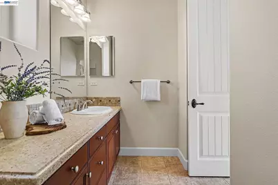 800 Griffon Ct, Danville, CA 94506 - Photo 32