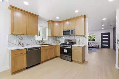 1913 Middlefield Rd, Mountain View, CA 94043 - Photo 10