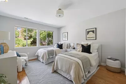 22 Littlewood Drive, Piedmont, CA 94611 - Photo 40