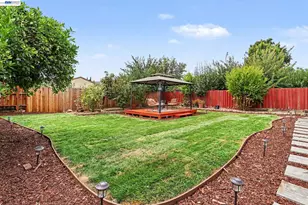 23739 Ida Ln, Hayward, CA 94541 - Photo 16