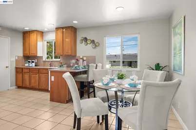 2246 Dayle Ct, Fremont, CA 94539 - Photo 6
