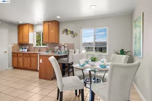 2246 Dayle Ct, Fremont, CA 94539 - Photo 6