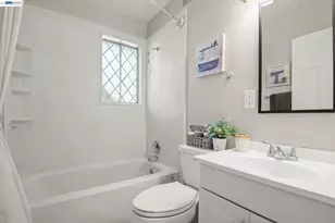 2246 Dayle Ct, Fremont, CA 94539 - Photo 10