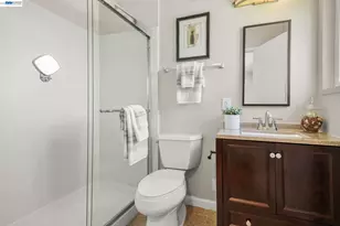 2246 Dayle Ct, Fremont, CA 94539 - Photo 8