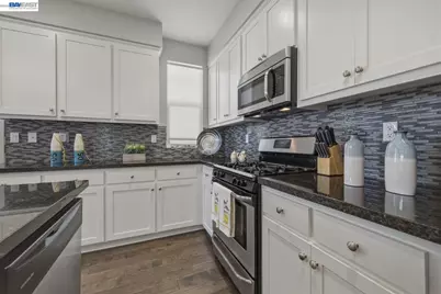 388 C St, Hayward, CA 94541 - Photo 14