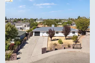 1361 Longshore Ct, Sacramento, CA 95838 - Photo 18
