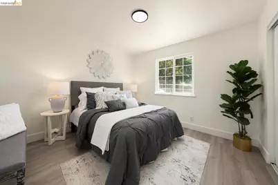 1361 Longshore Ct, Sacramento, CA 95838 - Photo 6