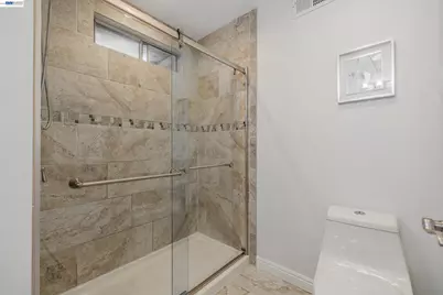 15743 Via Sorrento, San Lorenzo, CA 94580 - Photo 22