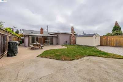 15743 Via Sorrento, San Lorenzo, CA 94580 - Photo 26