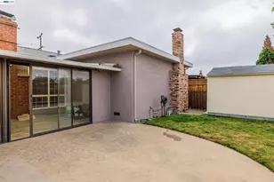 15743 Via Sorrento, San Lorenzo, CA 94580 - Photo 28