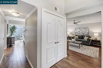 2301 Tice Creek Dr #5, Walnut Creek, CA 94595 - Photo 4