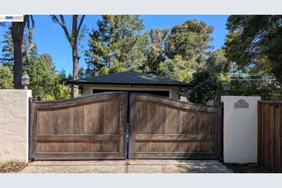 97 Belleau Ave, Atherton, CA 94027 - Photo 2