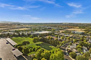 1049 Meadowgate Way, Brentwood, CA 94513 - Photo 16