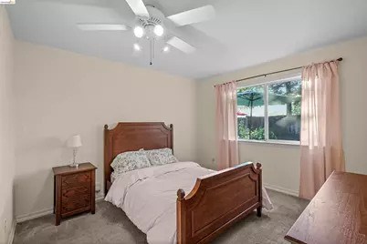 1049 Meadowgate Way, Brentwood, CA 94513 - Photo 28