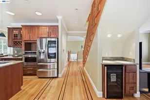 7420 Skyline Blvd, Oakland, CA 94611 - Photo 38