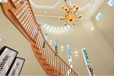 7420 Skyline Blvd, Oakland, CA 94611 - Photo 14
