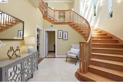 7420 Skyline Blvd, Oakland, CA 94611 - Photo 10