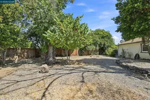 1401 Nicholas Dr, Concord, CA 94520 - Photo 20
