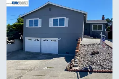 16630 Cowell St, Castro Valley, CA 94578 - Photo 2