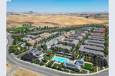 454 Persimmon Cmn #14, Livermore, CA 94551 - Photo 34