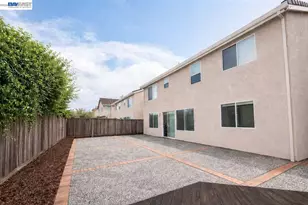 15100 Shining Star Ln, San Leandro, CA 94579 - Photo 16