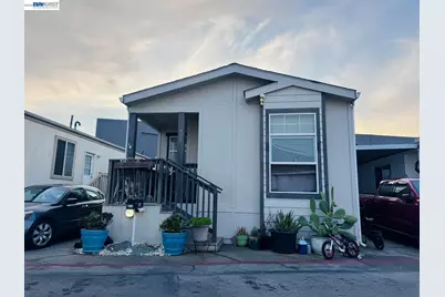 3015 Bayshore Rd #411, Redwood City, CA 94063 - Photo 2