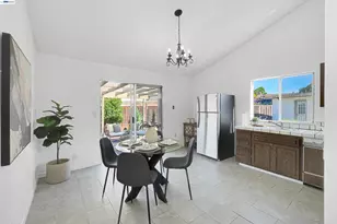 32321 Pollux Ct, Union City, CA 94587 - Photo 6