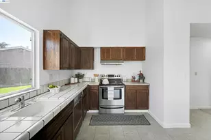 32321 Pollux Ct, Union City, CA 94587 - Photo 10