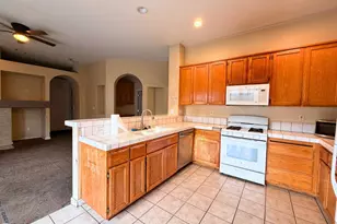 1990 Pisa Cir, Stockton, CA 95206 - Photo 12