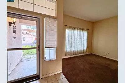 1990 Pisa Cir, Stockton, CA 95206 - Photo 6