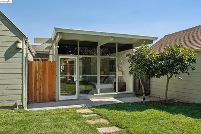 2533 Harrington Ave, Oakland, CA 94601 - Photo 20
