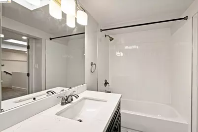 1451 13th St #1, Oakland, CA 94607 - Photo 18