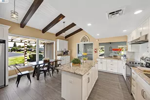 2061 Dalis Dr, Concord, CA 94520 - Photo 30
