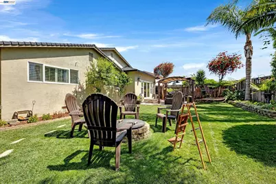34515 Bentley Ct, Fremont, CA 94555 - Photo 36