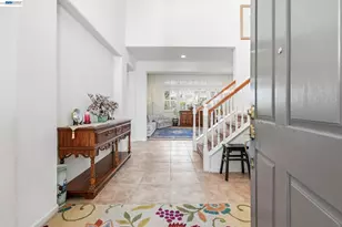 9569 Nicole Ln, Elk Grove, CA 95758 - Photo 6