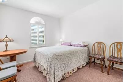9569 Nicole Ln, Elk Grove, CA 95758 - Photo 40