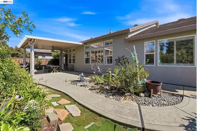 9569 Nicole Ln, Elk Grove, CA 95758 - Photo 54