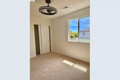 668 Landmark Pt, Lathrop, CA 95330 - Photo 44