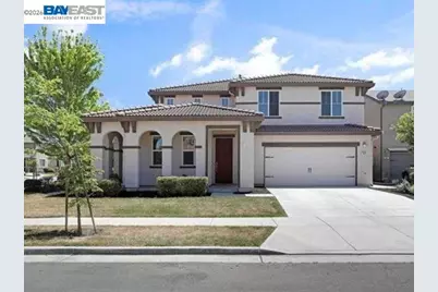 668 Landmark Pt, Lathrop, CA 95330 - Photo 2