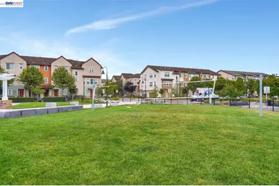2283 Gibbons St, Hayward, CA 94541 - Photo 40
